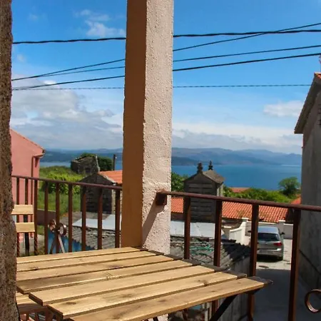 Hébergement de vacances Casa A Colorada Cerca De La Playa De Mar De Fora Finisterre